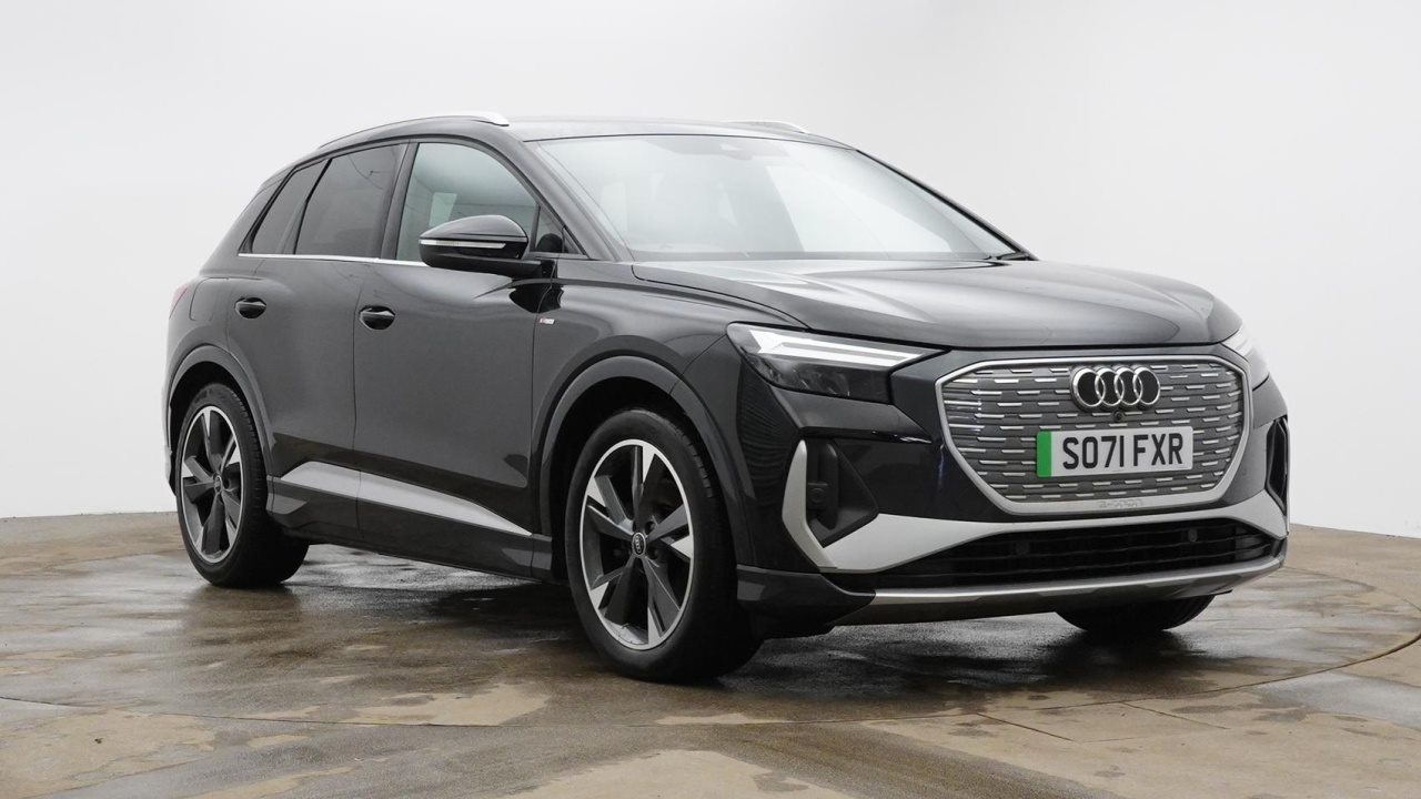 Main listing image - Audi Q4