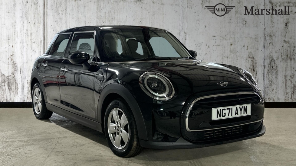 Main listing image - MINI Hatchback 5dr