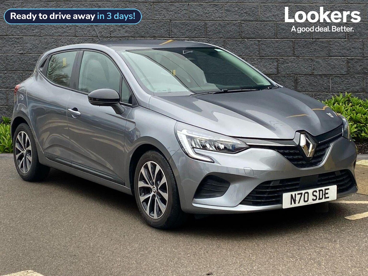 Main listing image - Renault Clio