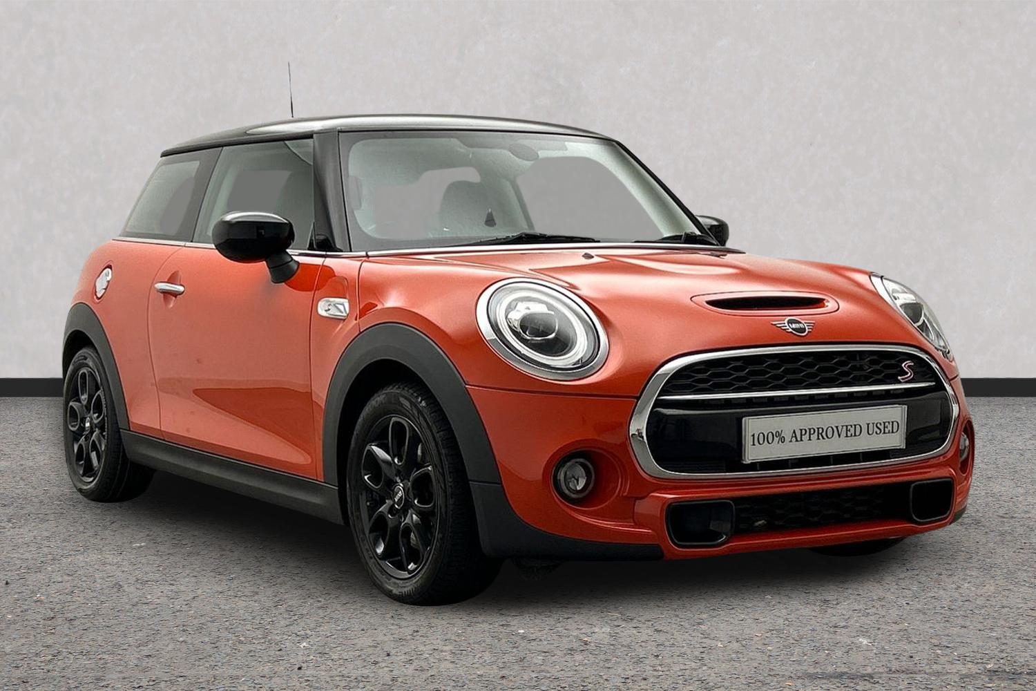 Main listing image - MINI Hatchback