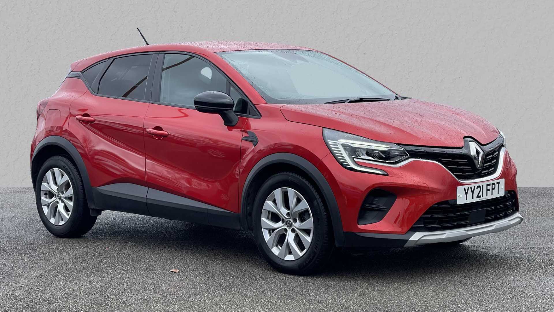 Main listing image - Renault Captur