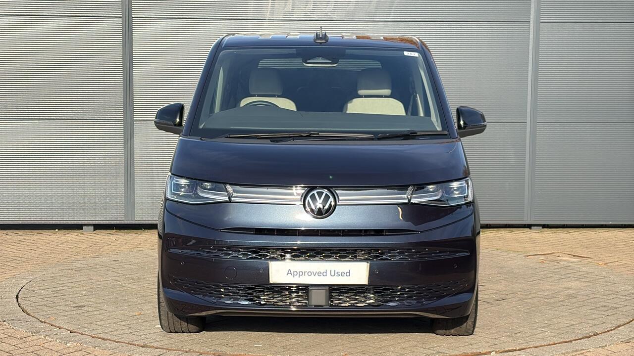 Main listing image - Volkswagen Multivan
