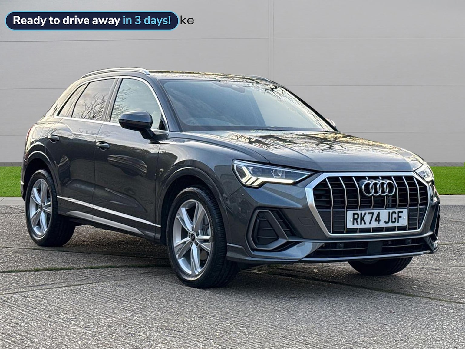 Main listing image - Audi Q3