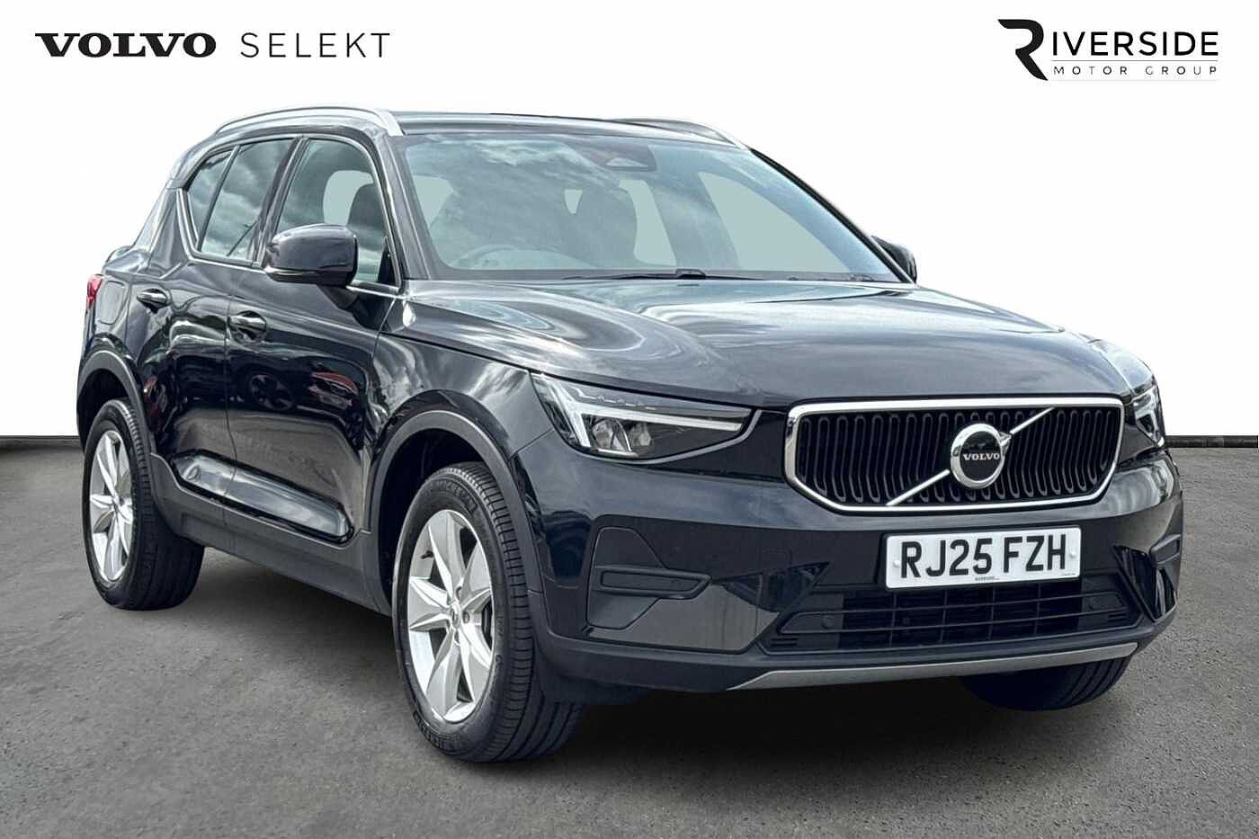 Main listing image - Volvo XC40