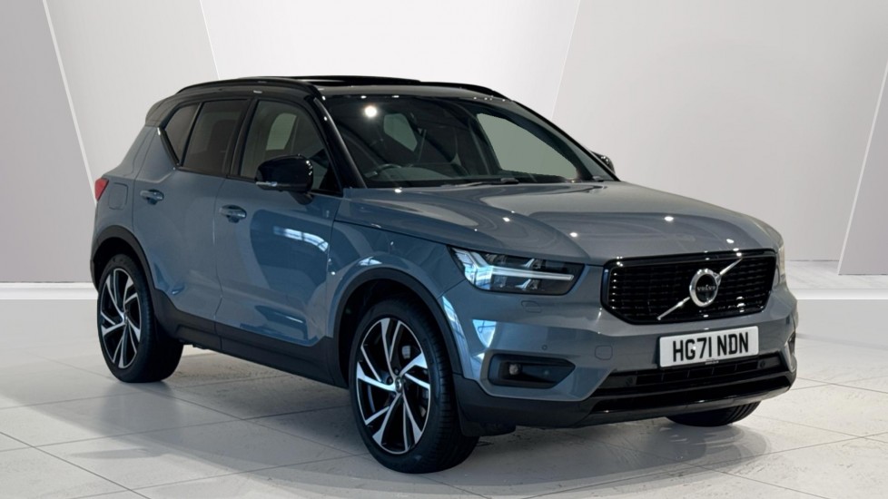 Main listing image - Volvo XC40