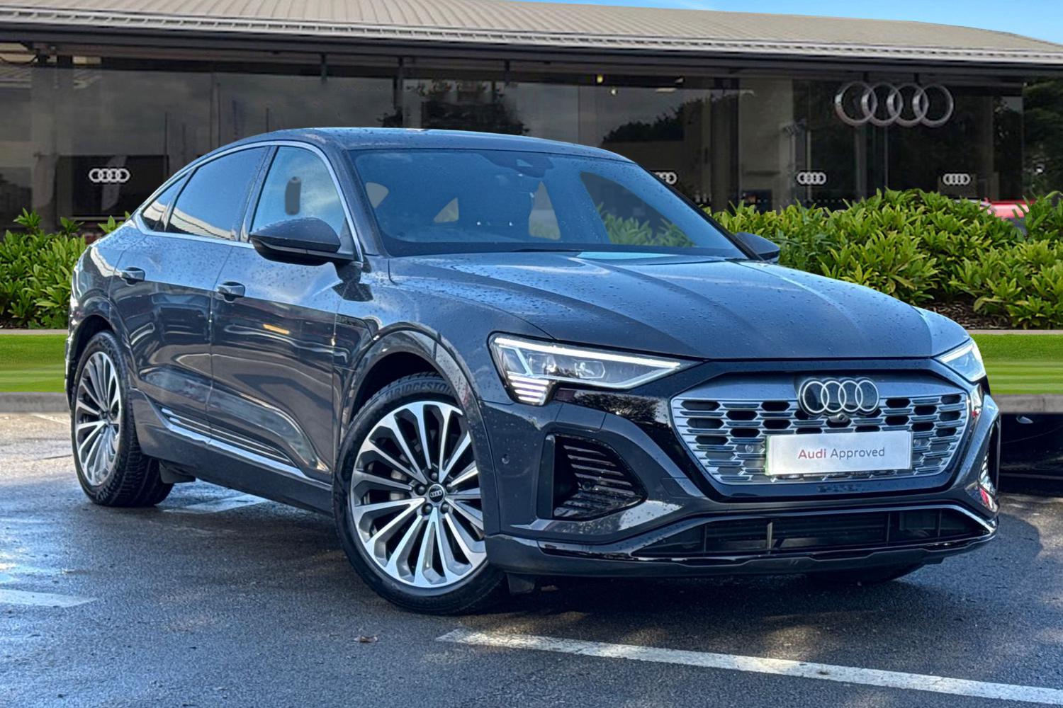 Main listing image - Audi Q8