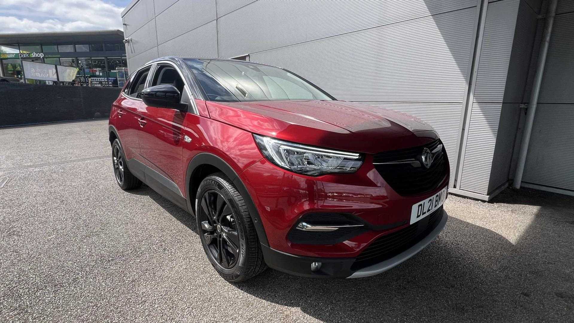 Main listing image - Vauxhall Grandland X