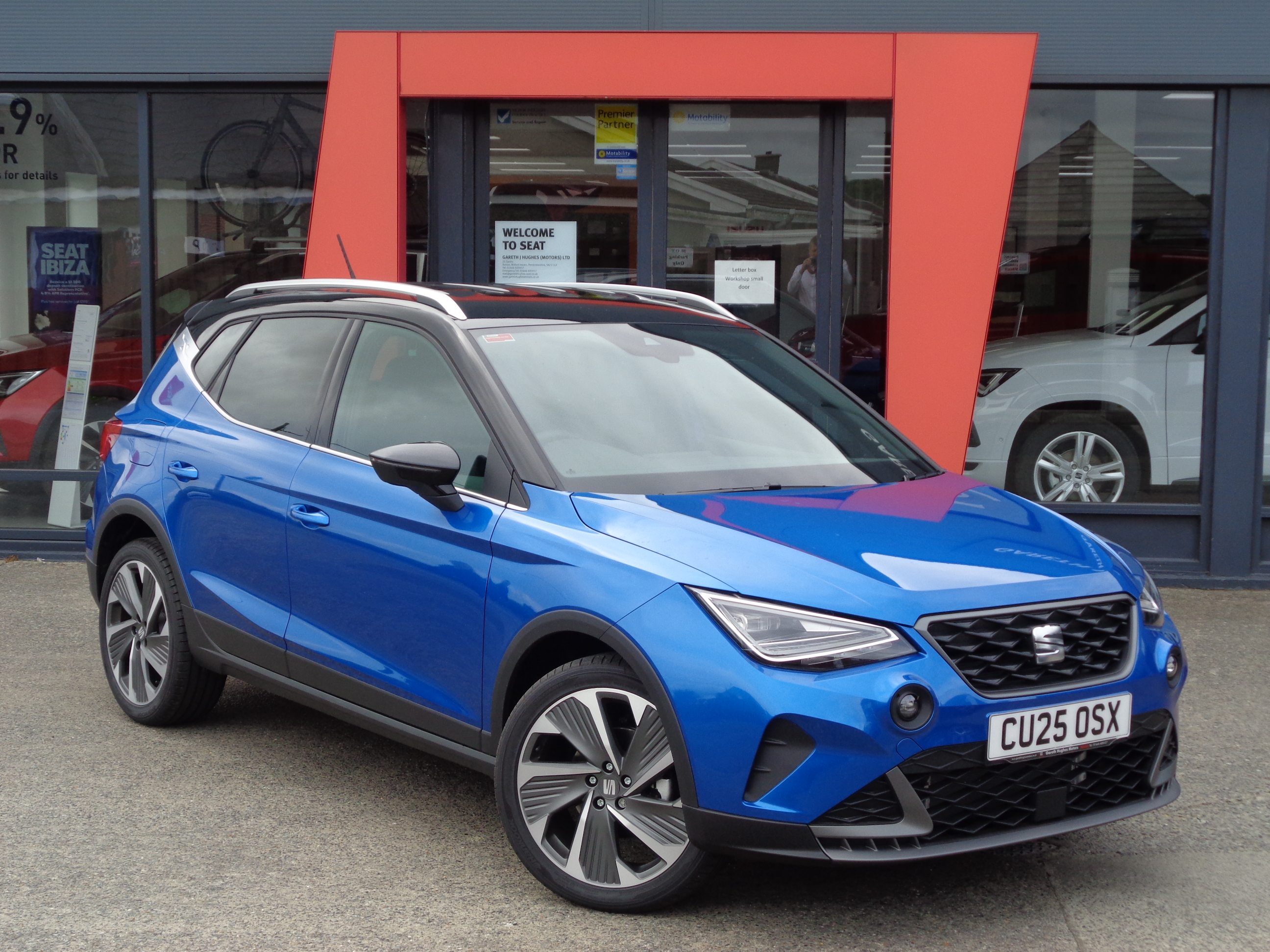 Main listing image - SEAT Arona