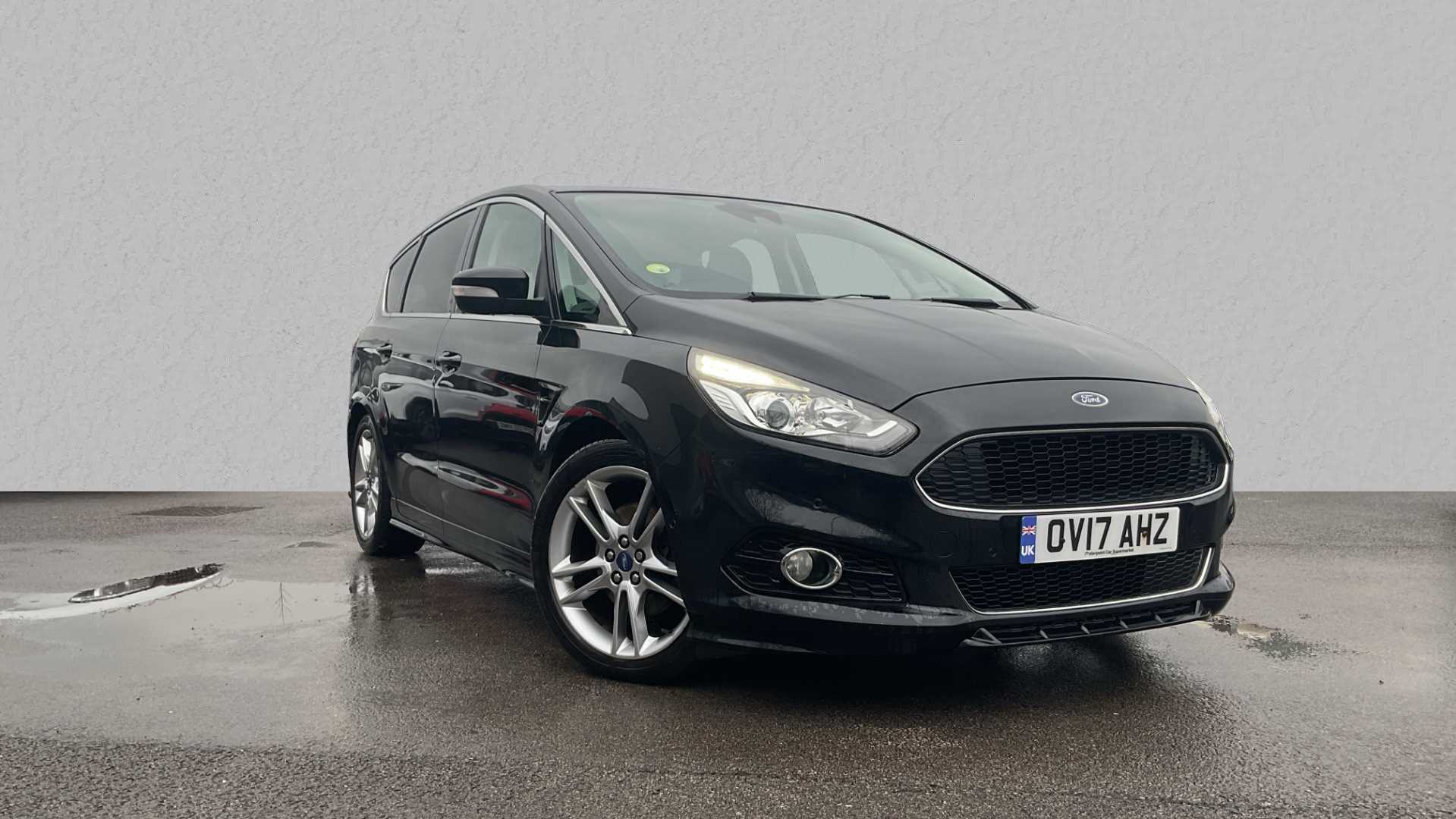 Main listing image - Ford S-MAX