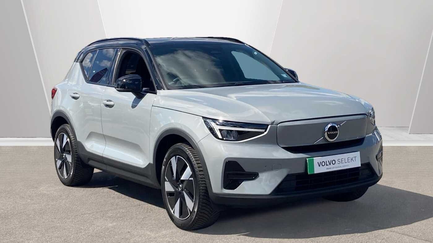 Main listing image - Volvo XC40 Recharge
