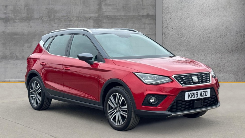 Main listing image - SEAT Arona