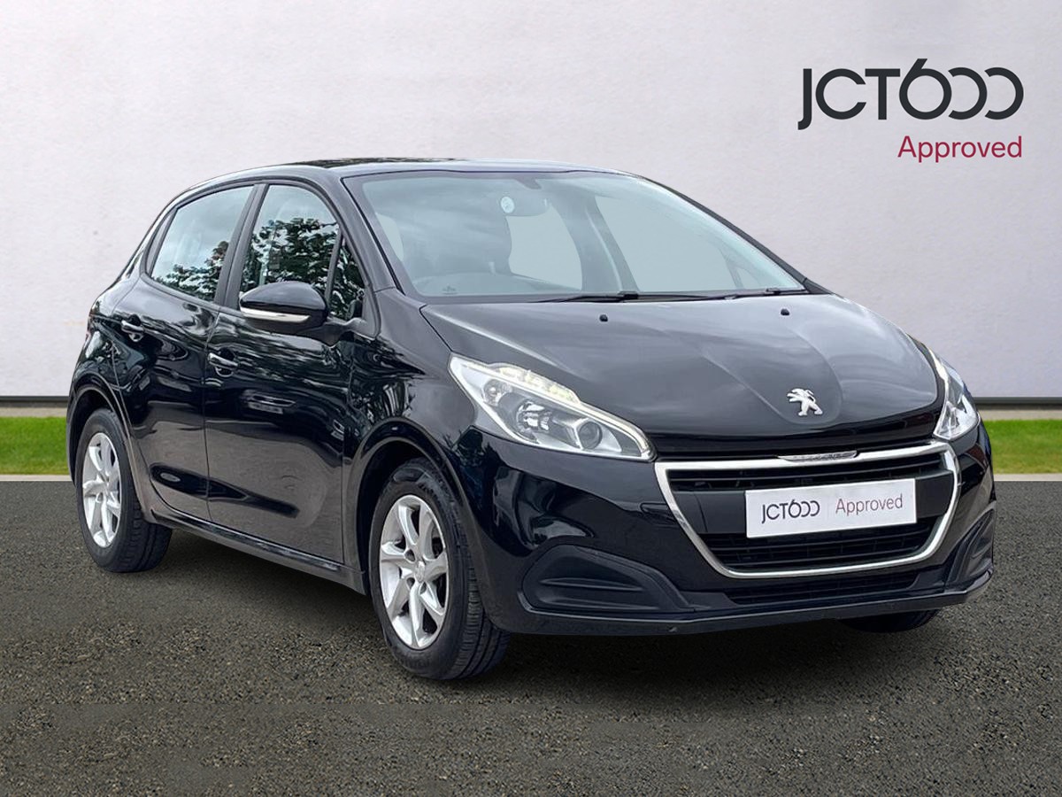 Main listing image - Peugeot 208