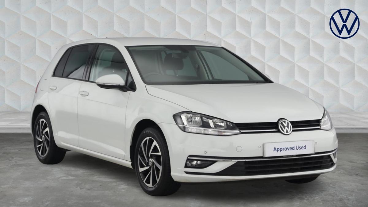 Main listing image - Volkswagen Golf