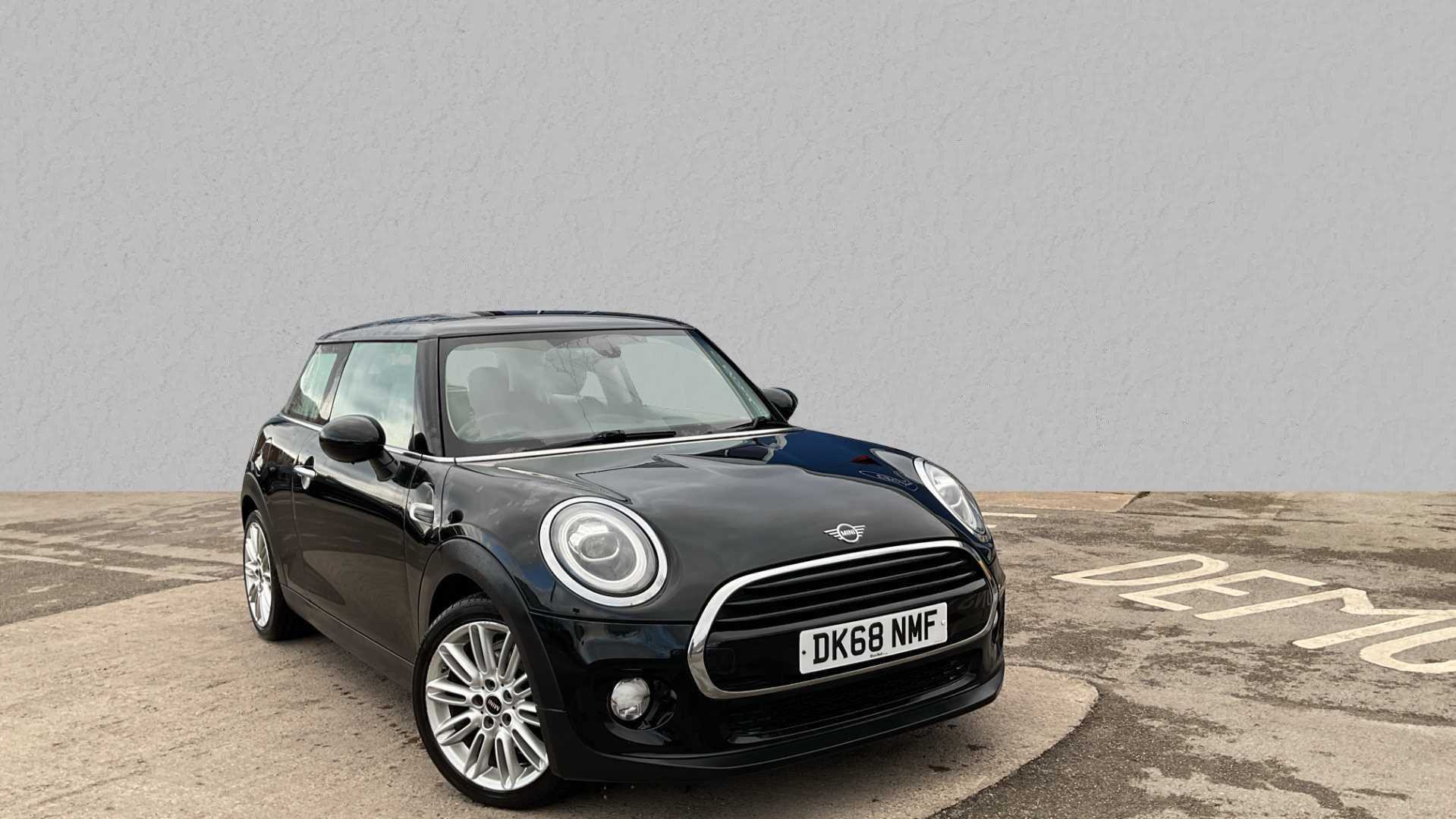 Main listing image - MINI Hatchback