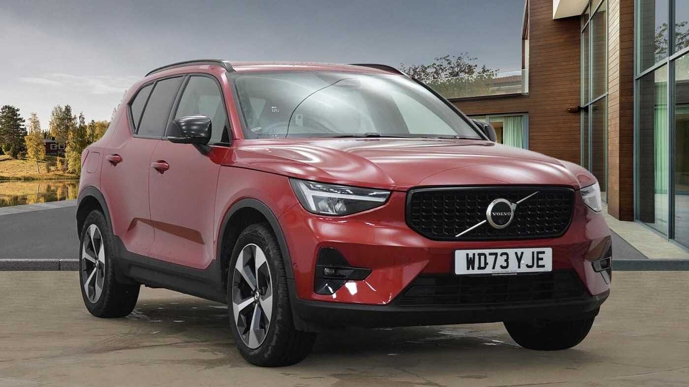 Main listing image - Volvo XC40