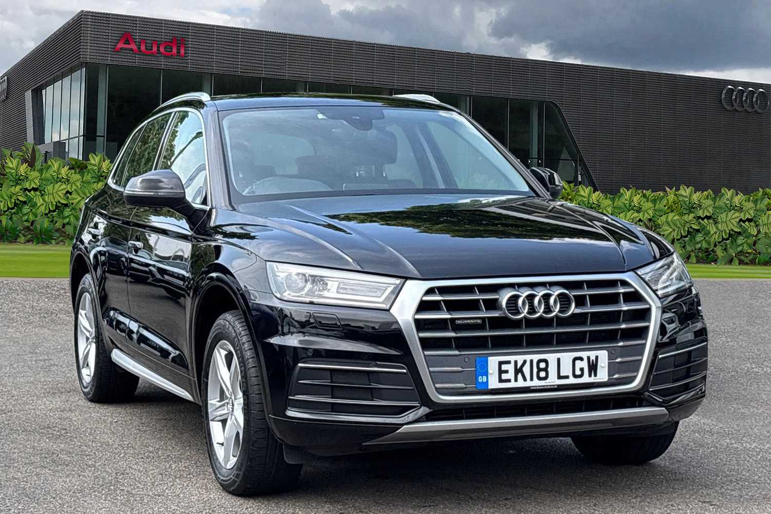 Main listing image - Audi Q5