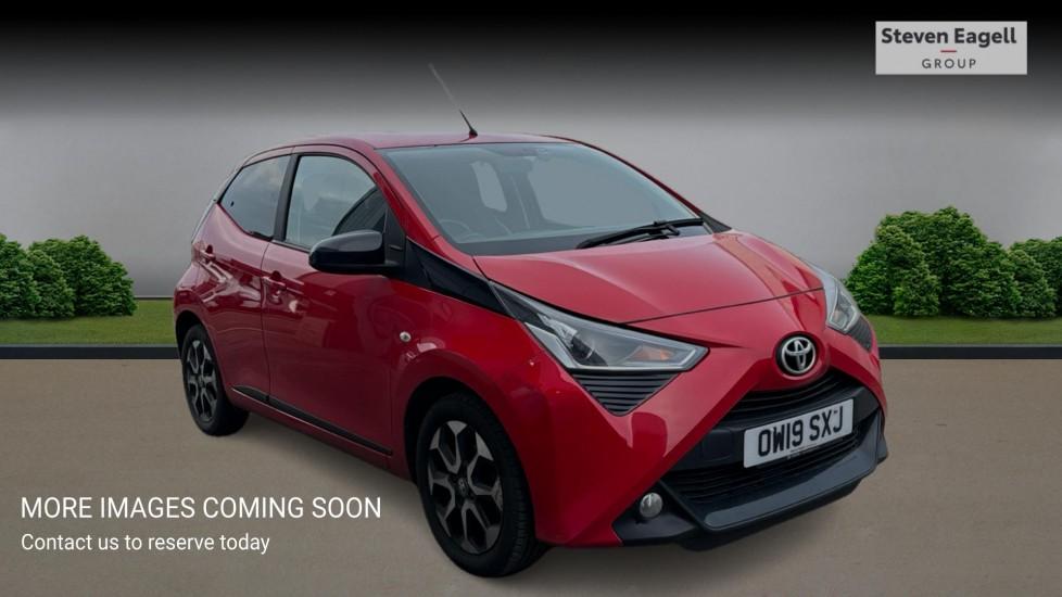 Main listing image - Toyota Aygo