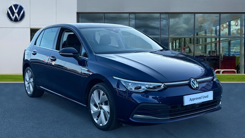Main listing image - Volkswagen Golf