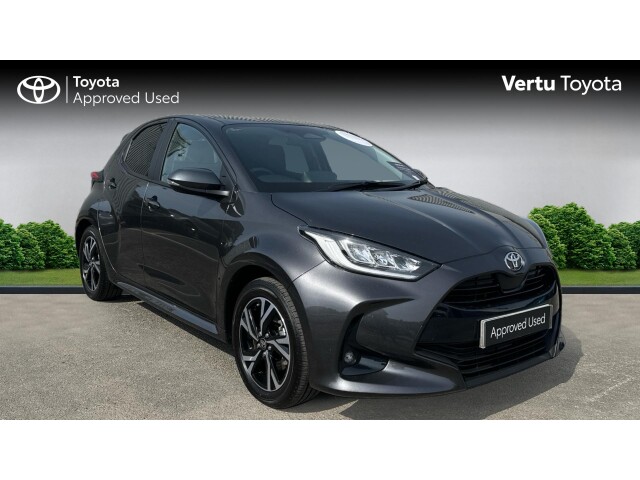 Main listing image - Toyota Yaris
