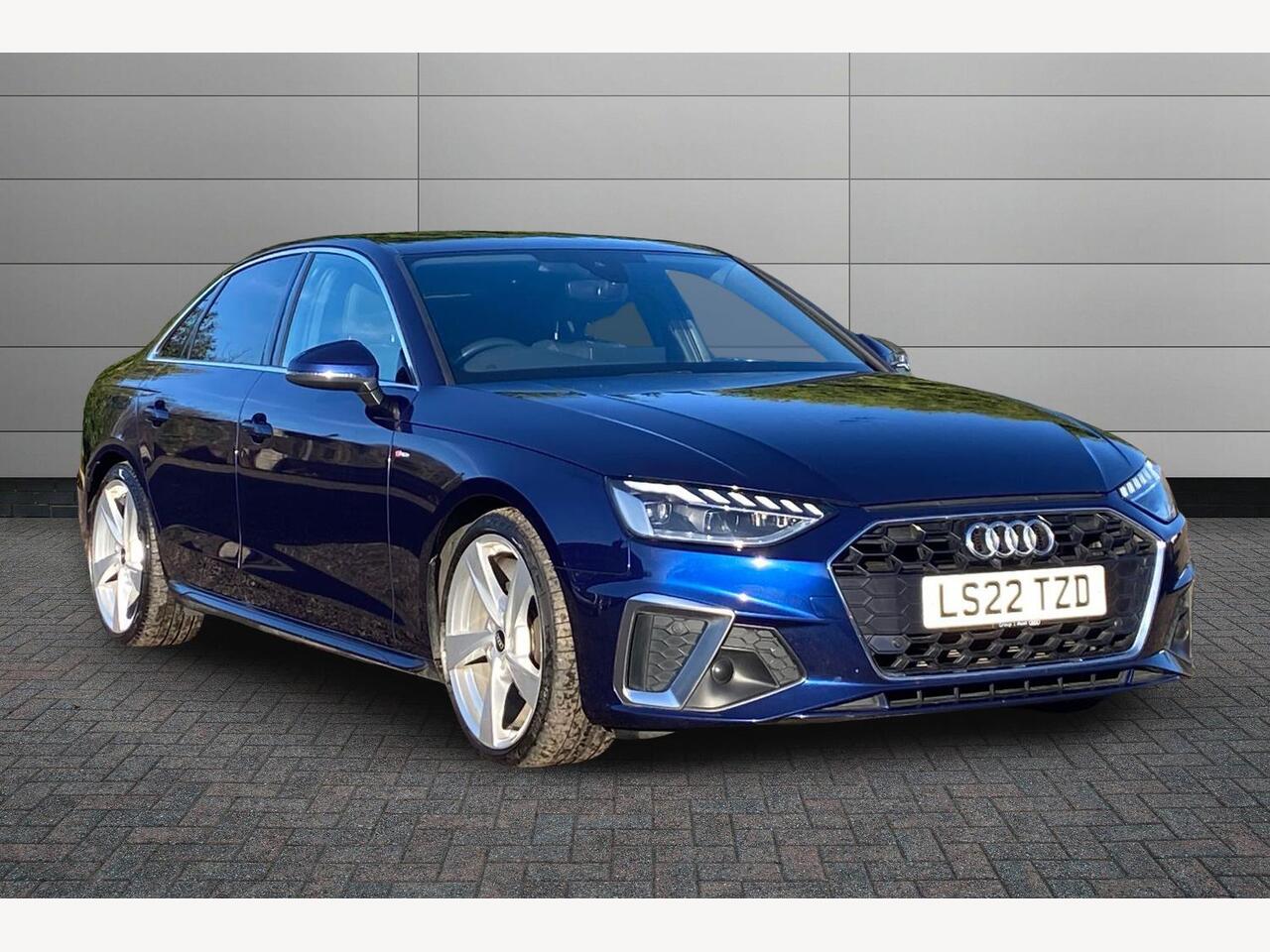 Main listing image - Audi A4