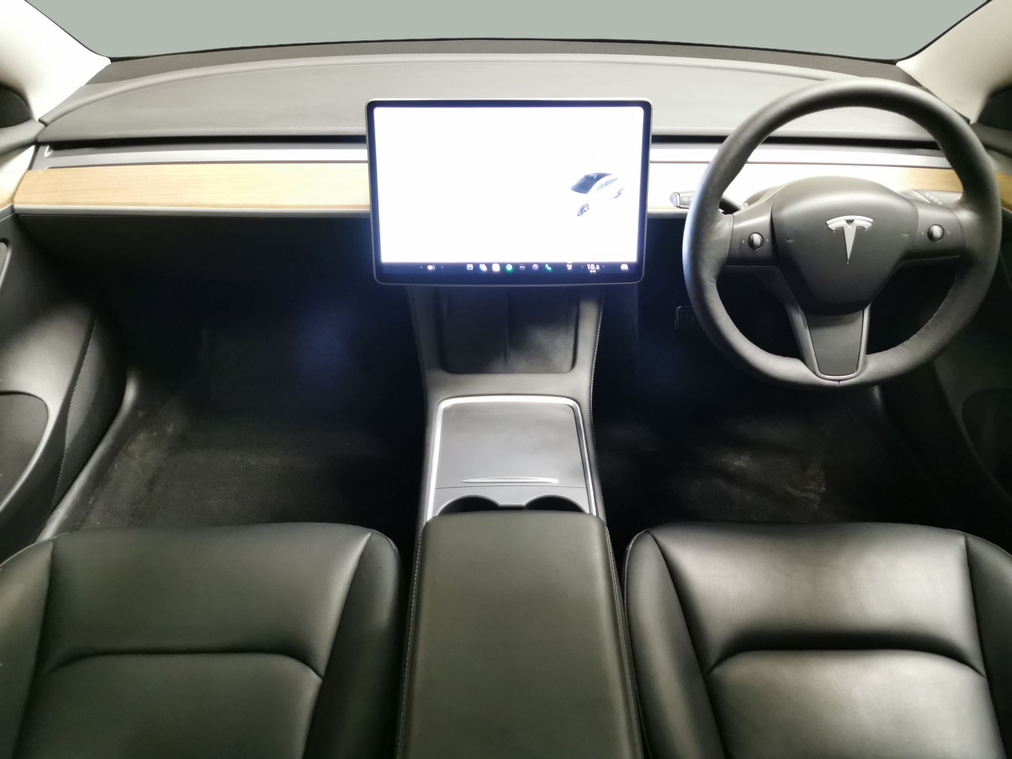 Main listing image - Tesla Model 3