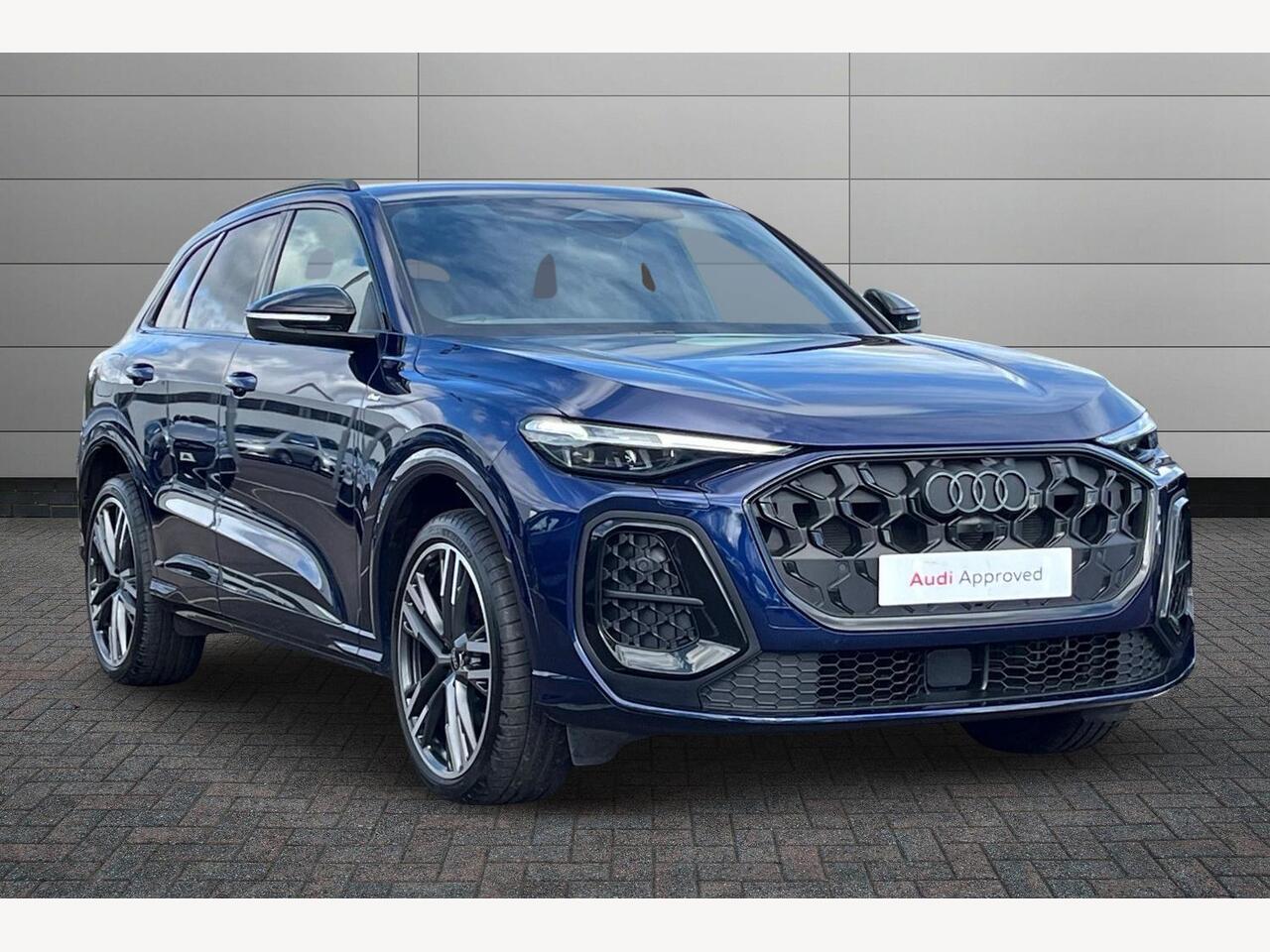 Main listing image - Audi Q5