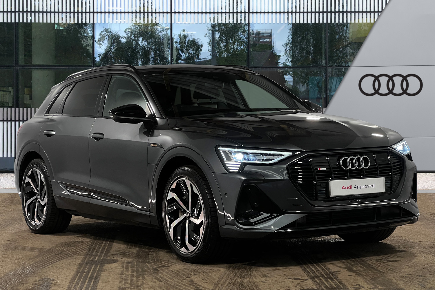 Main listing image - Audi e-tron