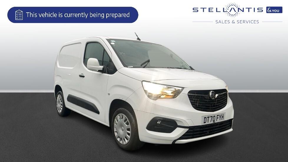 Main listing image - Vauxhall Combo Cargo