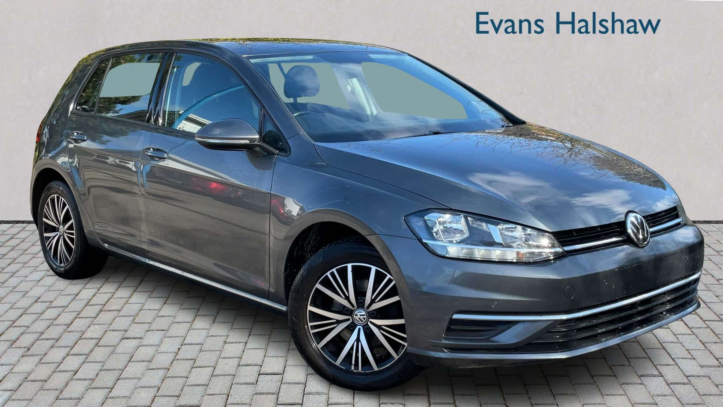 Main listing image - Volkswagen Golf