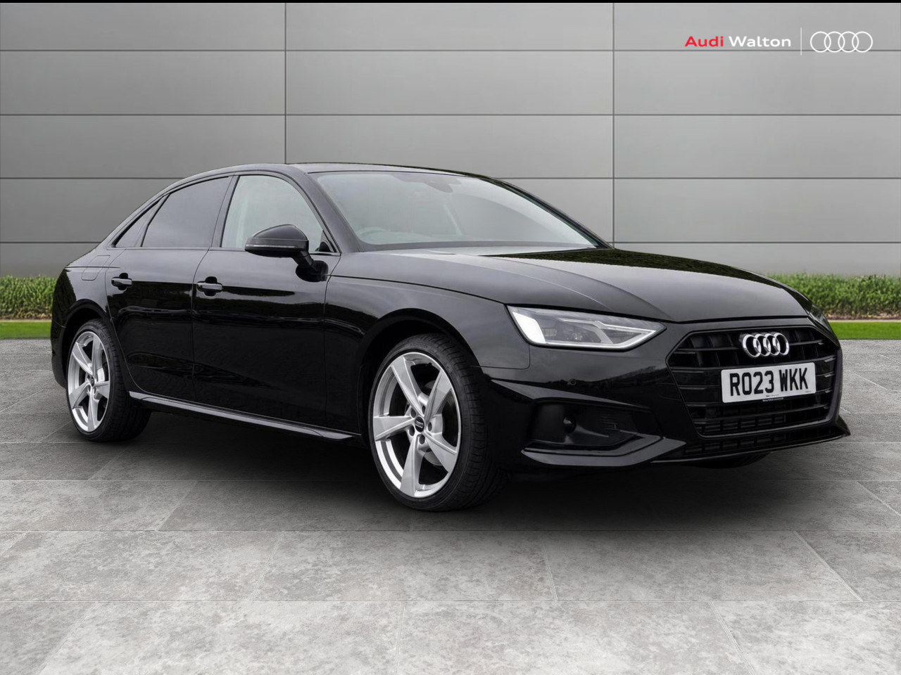 Main listing image - Audi A4