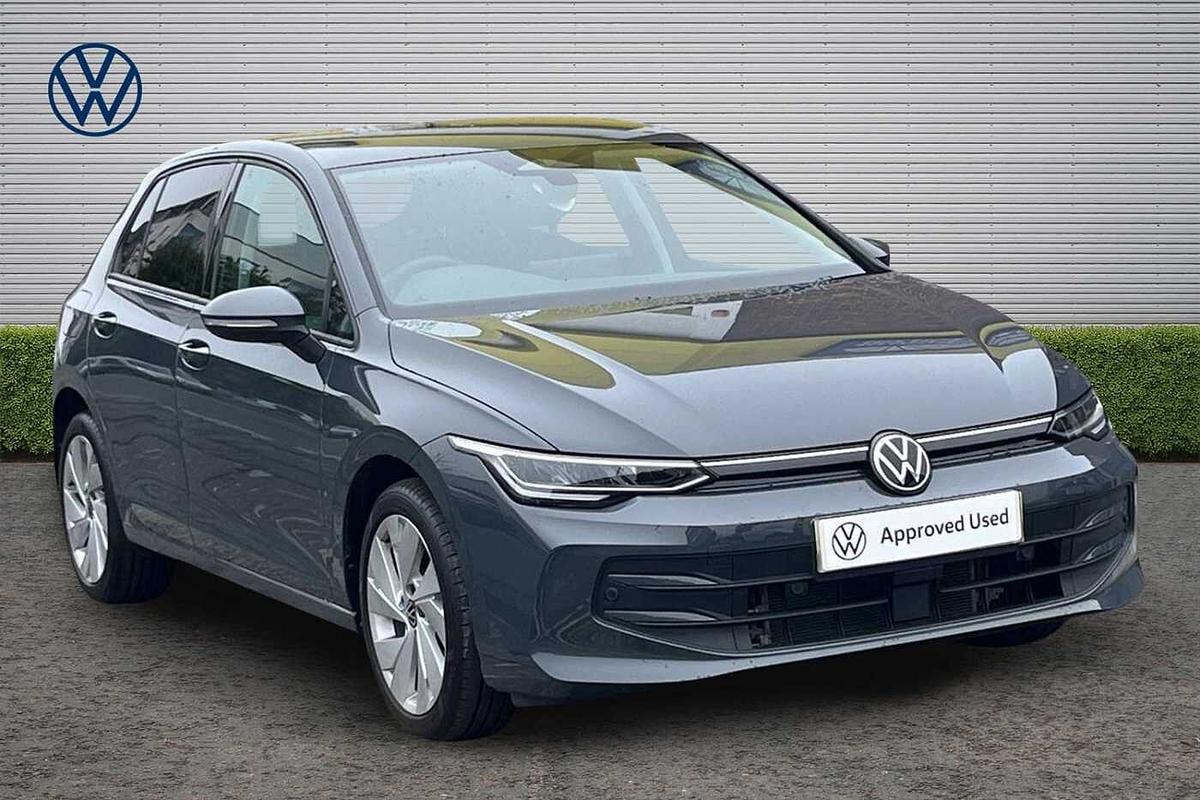 Main listing image - Volkswagen Golf
