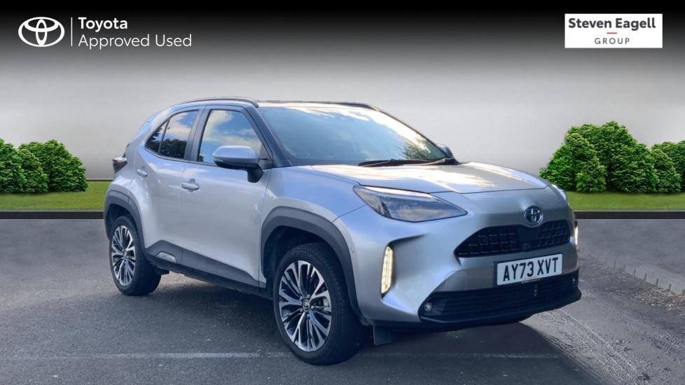 Main listing image - Toyota Yaris Cross