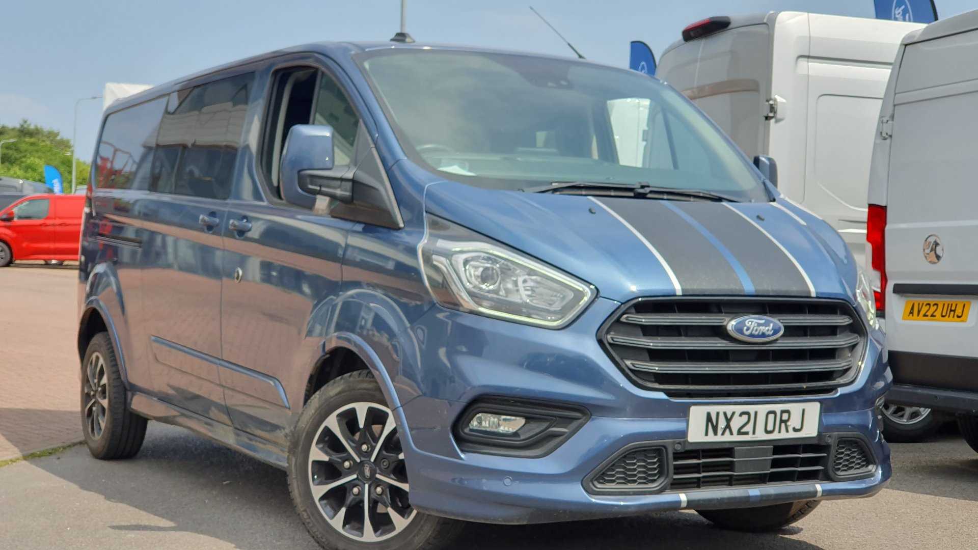 Main listing image - Ford Transit Custom