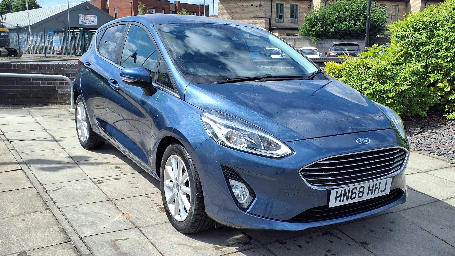 Main listing image - Ford Fiesta