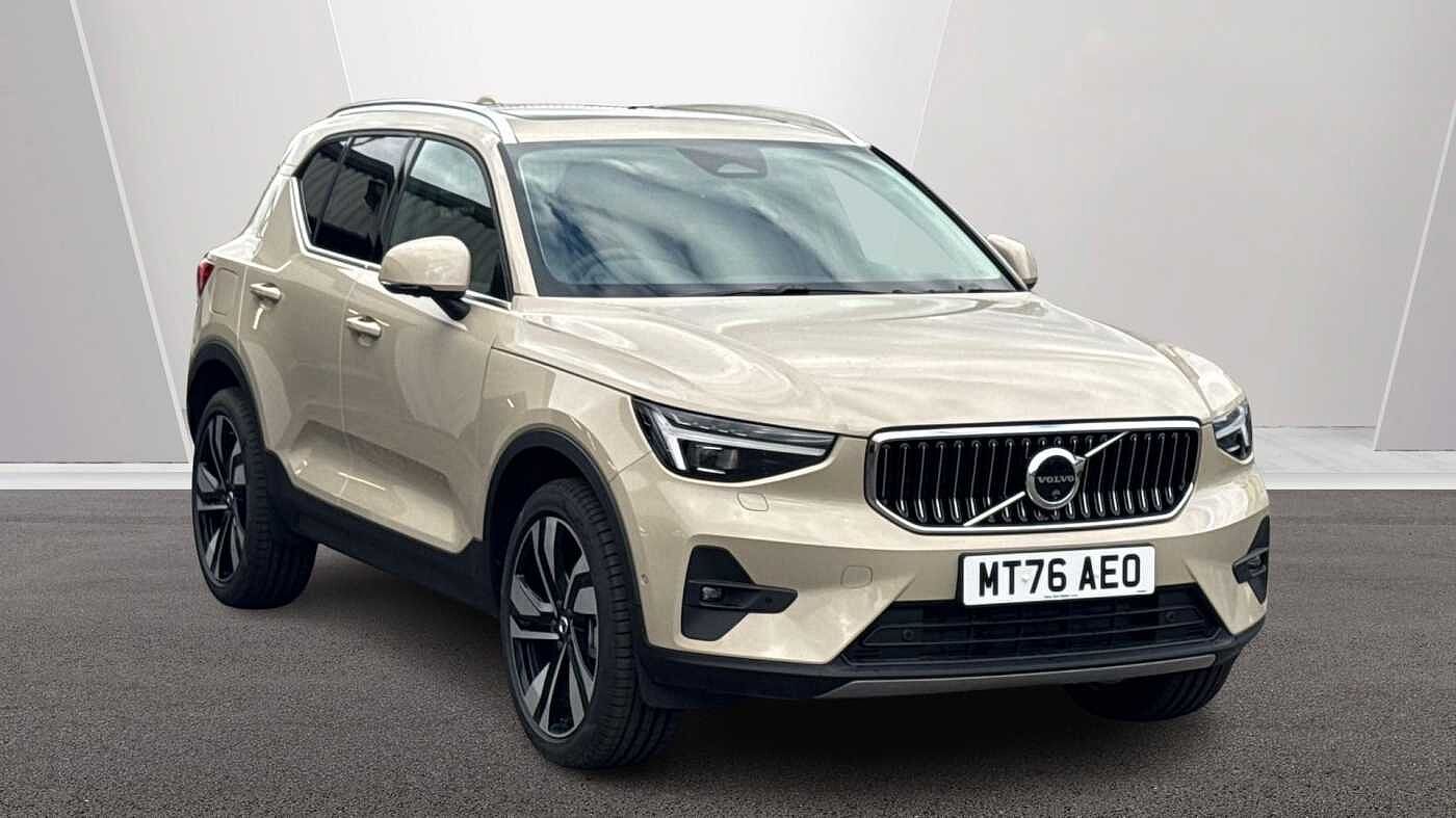 Main listing image - Volvo XC40