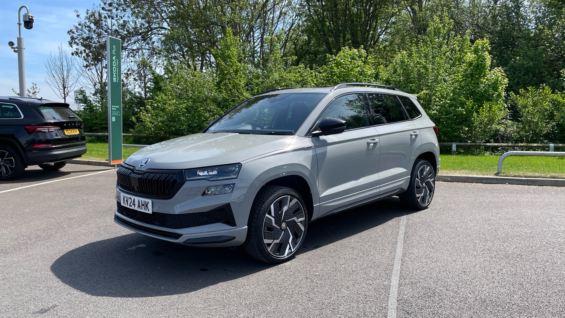 Main listing image - Skoda Karoq