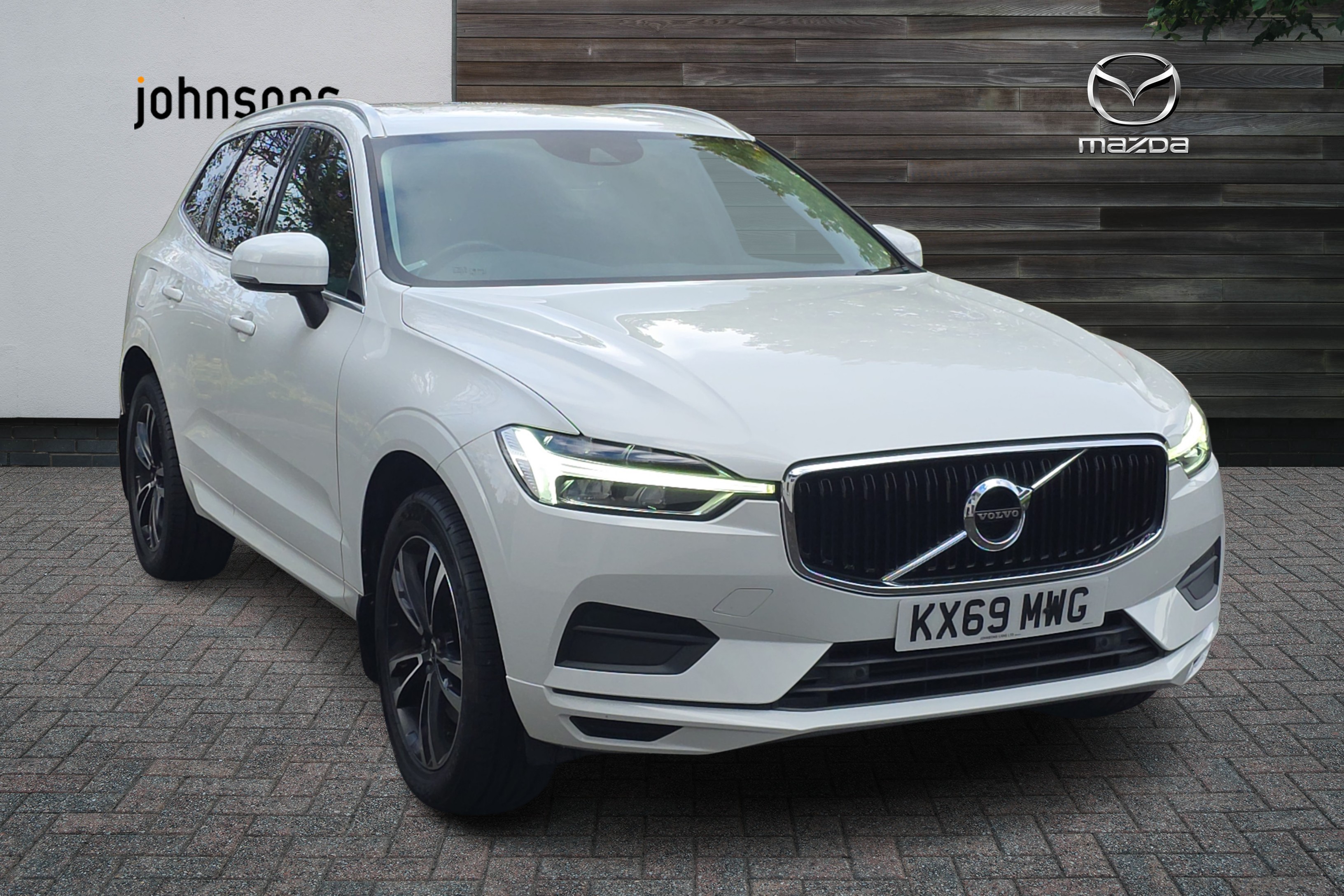 Main listing image - Volvo XC60