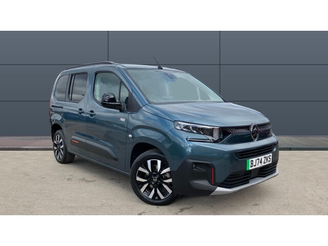 Main listing image - Citroen e-Berlingo