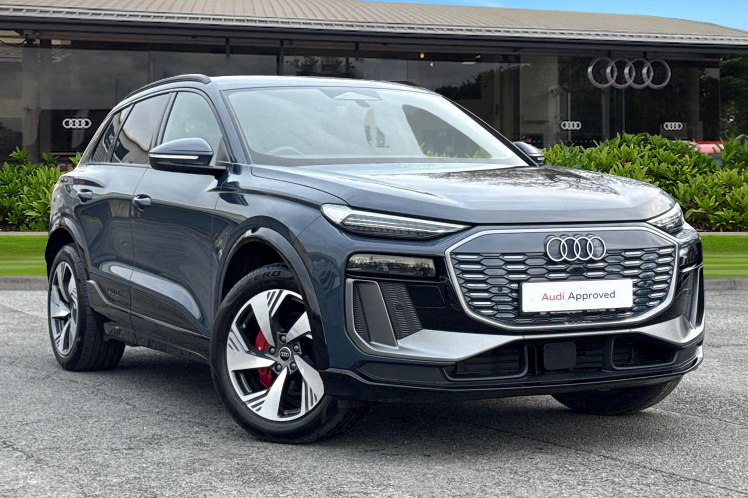 Main listing image - Audi Q6 e-tron