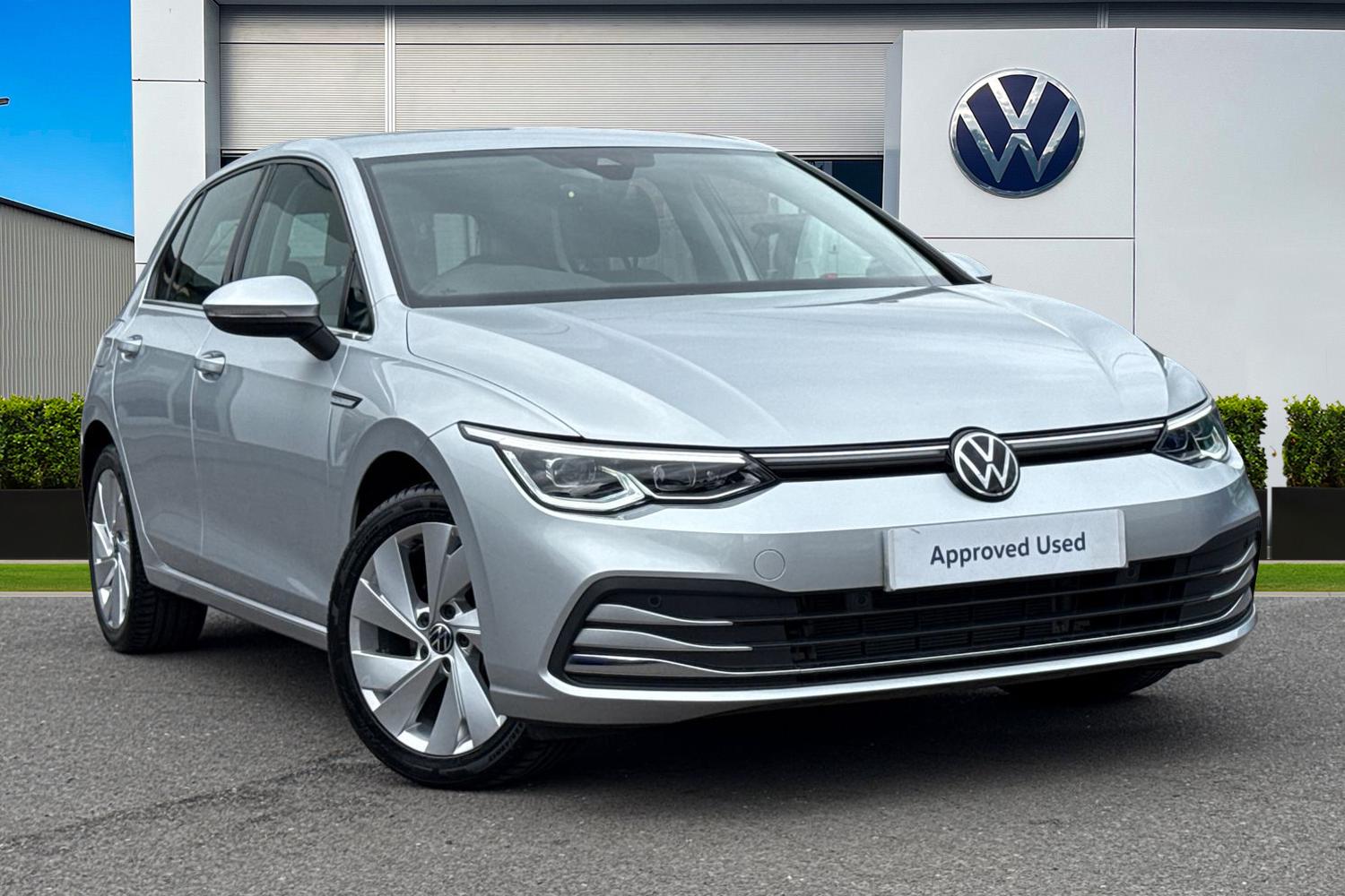Main listing image - Volkswagen Golf