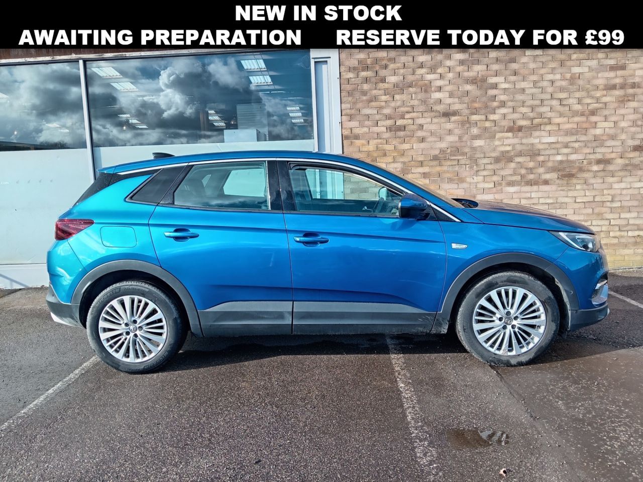 Main listing image - Vauxhall Grandland X