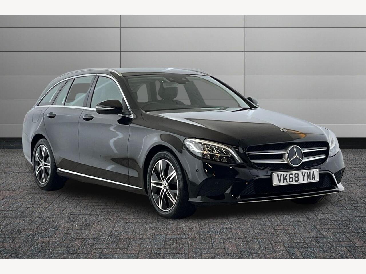 Main listing image - Mercedes-Benz C-Class Estate