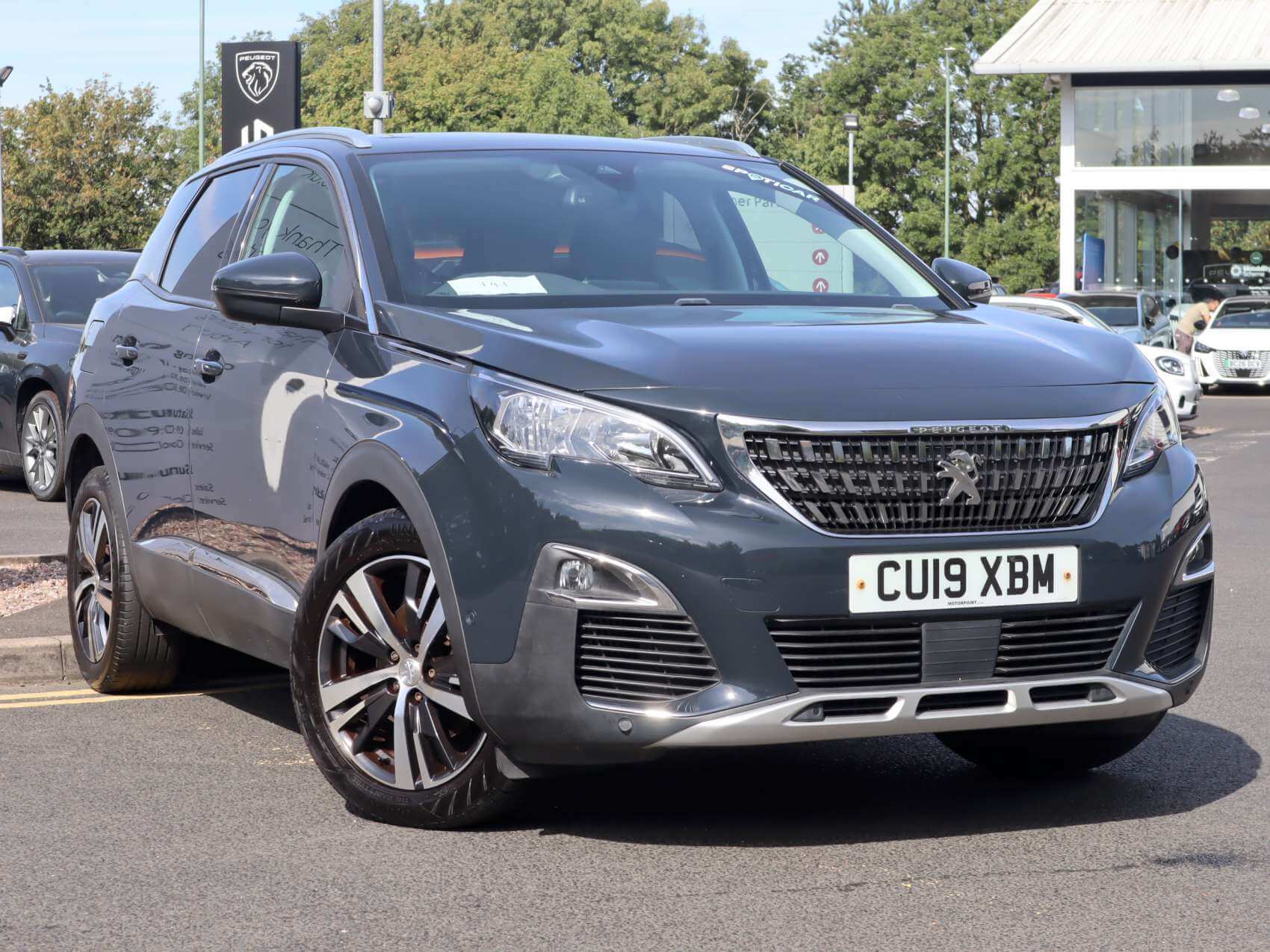 Main listing image - Peugeot 3008