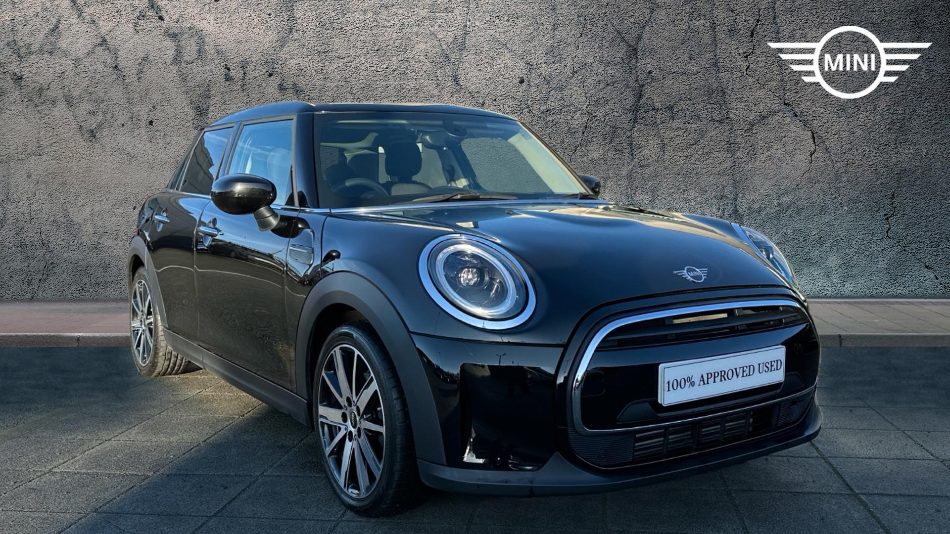 Main listing image - MINI Hatchback 5dr