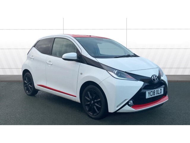 Main listing image - Toyota Aygo