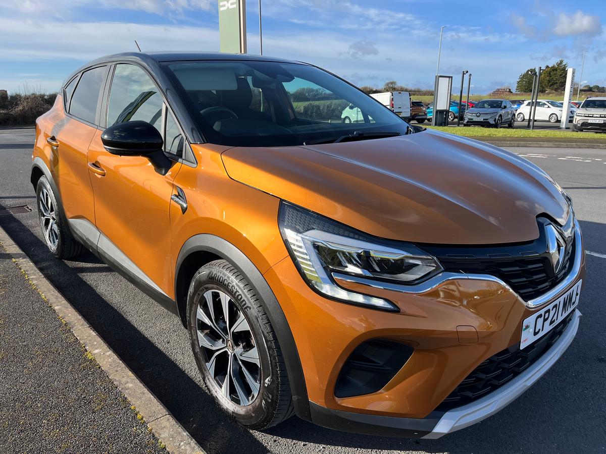 Main listing image - Renault Captur