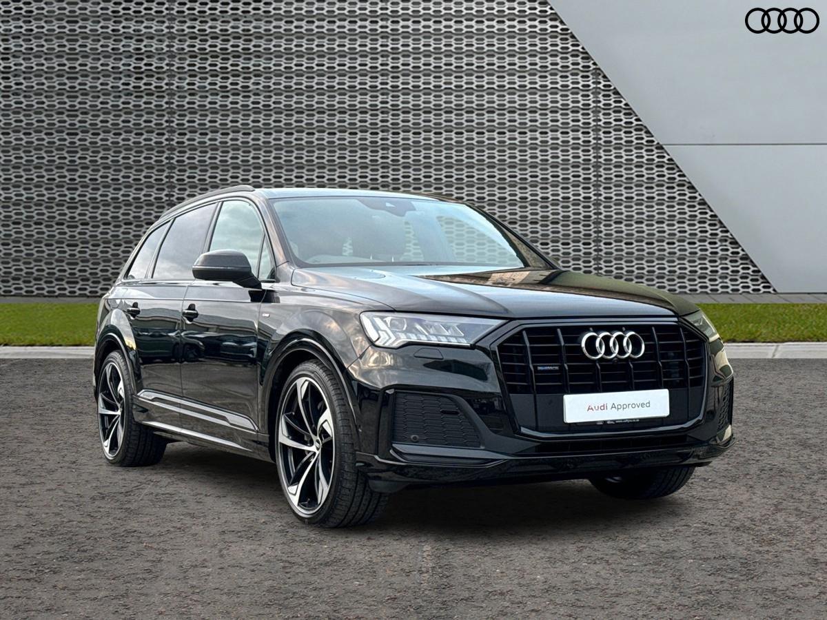 Main listing image - Audi Q7