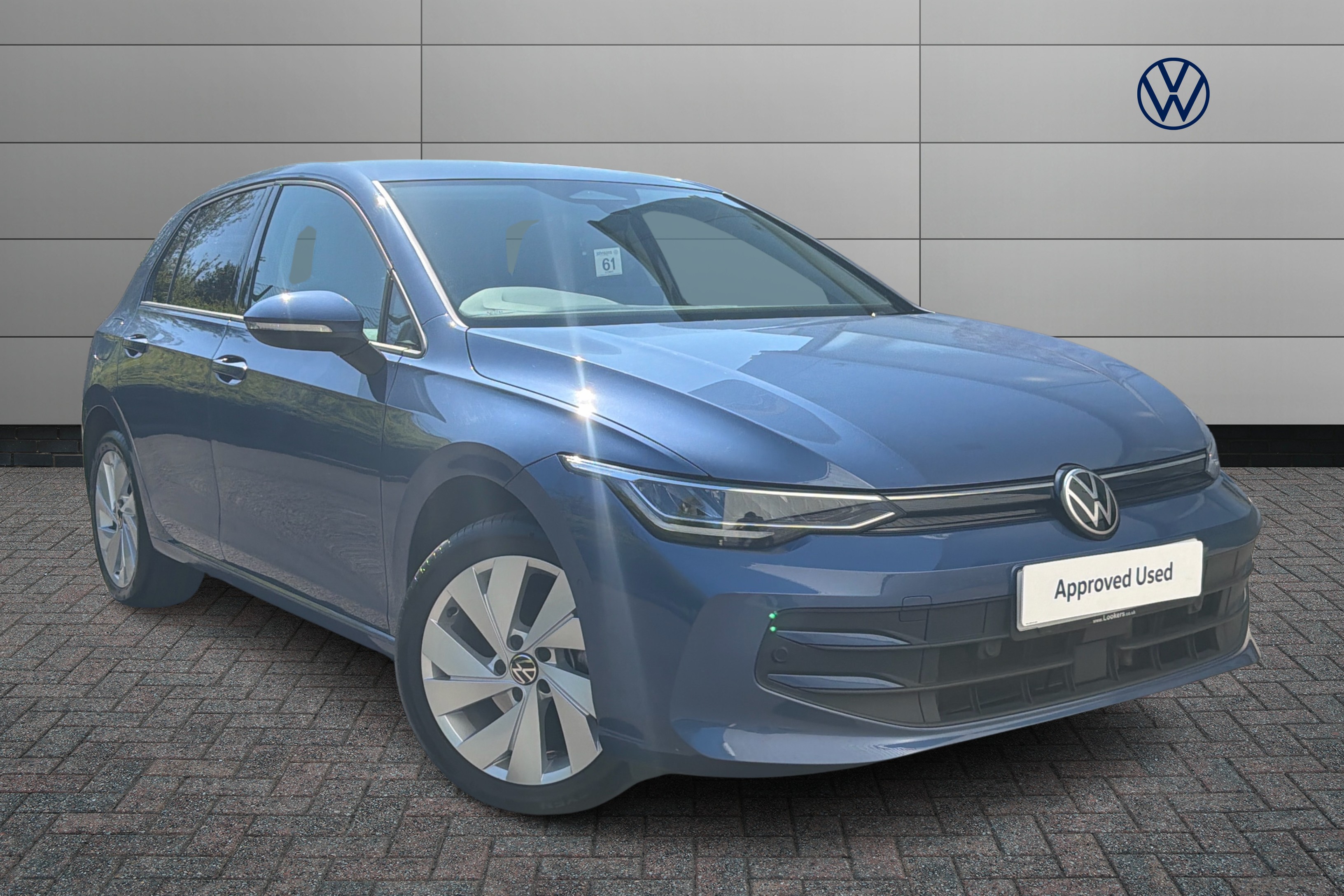 Main listing image - Volkswagen Golf
