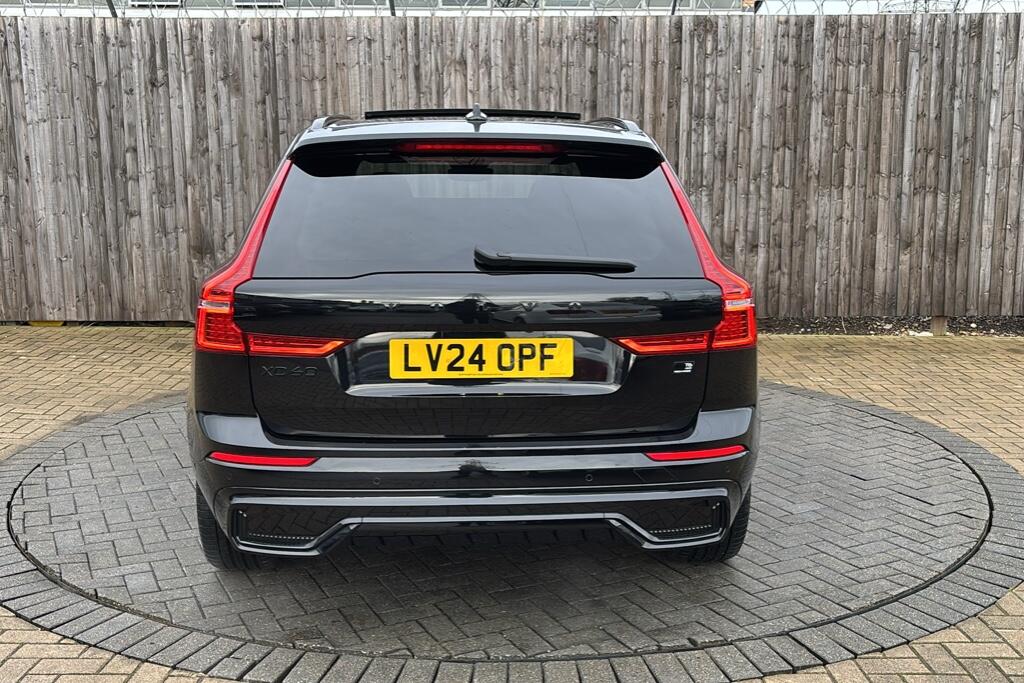 Main listing image - Volvo XC60