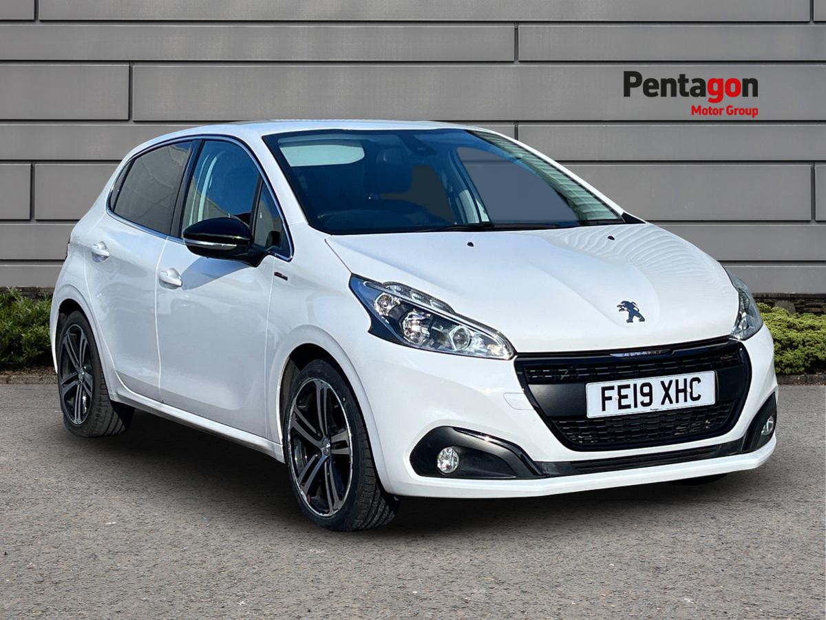 Main listing image - Peugeot 208